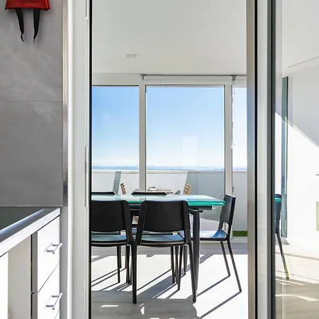 Cacilhas Riverview! * Almada