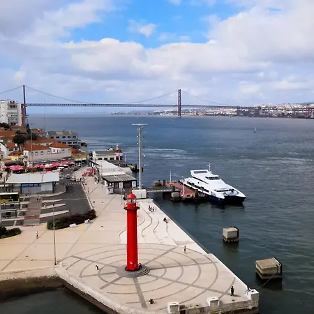 Apartament Cacilhas Riverview!