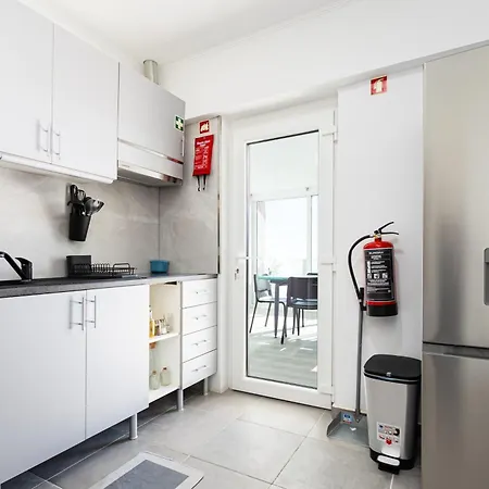 Cacilhas Riverview! شقة ألمادا