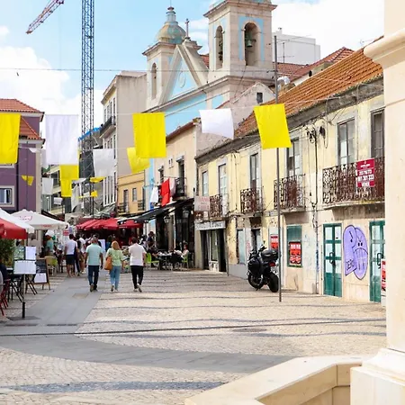 Cacilhas Riverview! شقة ألمادا