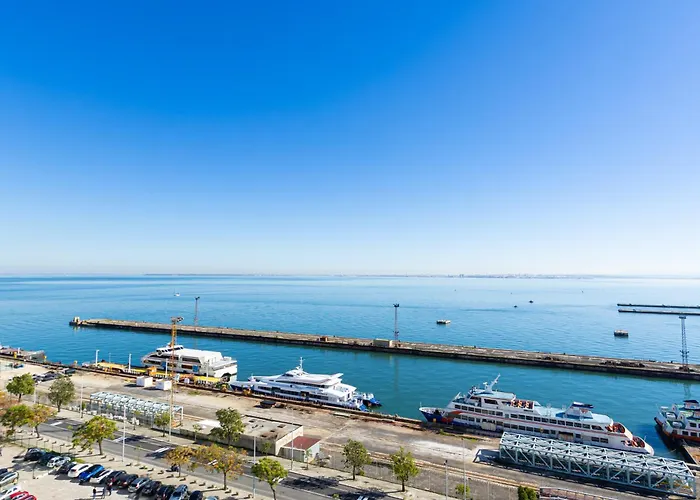 Cacilhas Riverview! Apartamento *